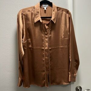 EXPRESS Portofino blouse. Copper color. Slim fit. Size Large